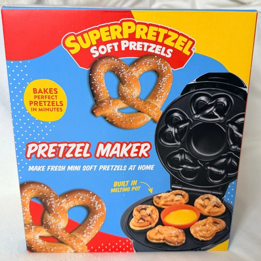SuperPretzel Soft Pretzels Maker - Black